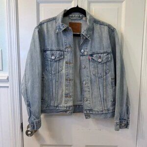 Levi's Light Blue Distressed Women’s Boyfriend Jean Jacket Size XS